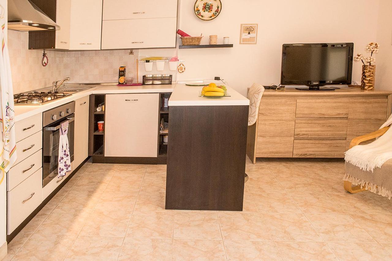 Lori Apartma