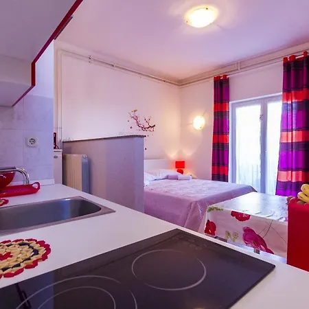 Apartment Lori Fažana Esterno foto