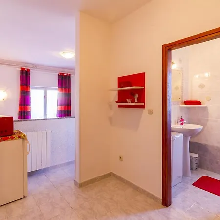 Apartment Lori Fažana Esterno foto