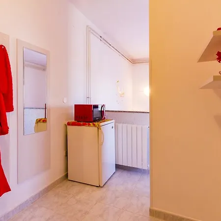 Apartment Lori Fažana Esterno foto